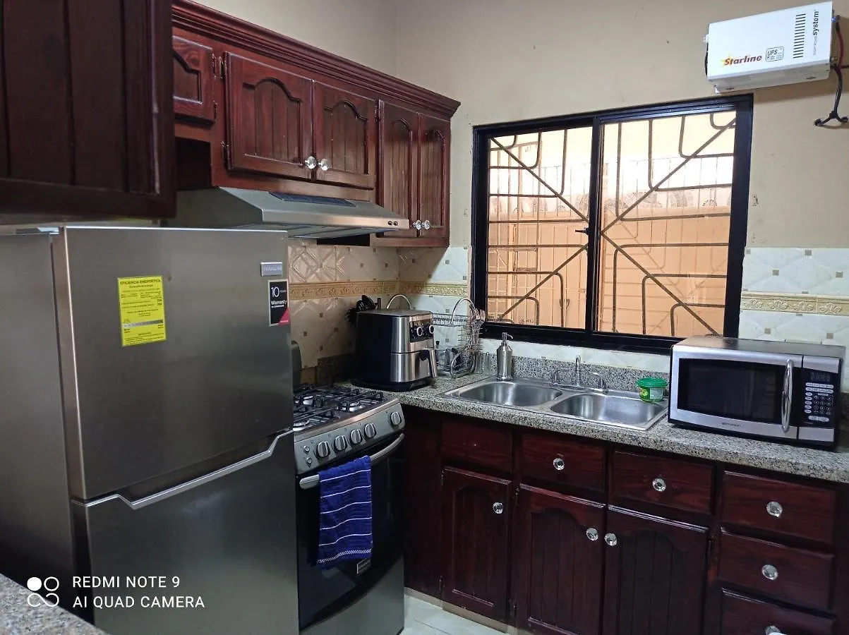 Casa Con Piscina Ideal Para Ti Y Los Tuyos. Santo Domingo Este ドミニカ共和国